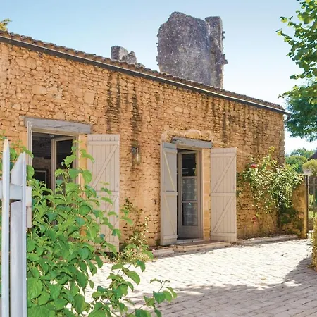 Gorgeous In Sainte Alvere With Kitchen Ferienhaus Saint-Alvère