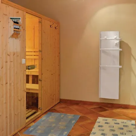 Holiday home Gorgeous In Sainte Alvere With Kitchen
