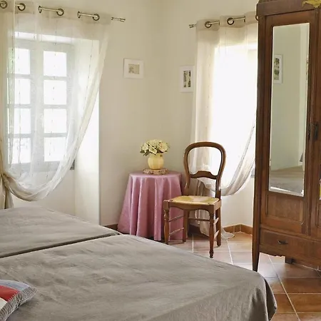 Gorgeous In Sainte Alvere With Kitchen Holiday home Saint-Alvere